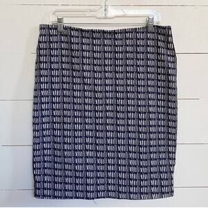 ADRIANNA Papell Blue & White Patterned Career Pencil Skirt‎